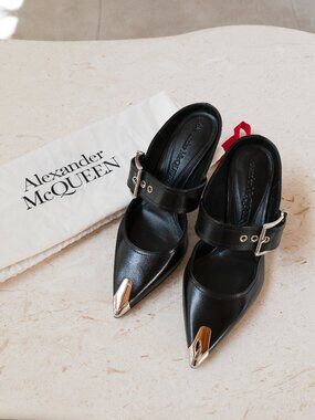 NWOB Alexander McQueen Punk Buckle Leather Mules EU 36